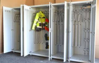 Drying cabinet solution for suits, jackets, gloves and boots